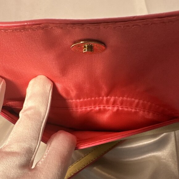 Lilly Pulitzer Metallic Gold Crossbody Bag With Pink Trim - Picture 11 of 16